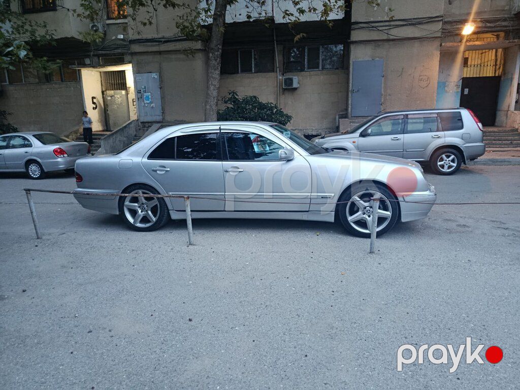 Mercedes E 280, 2.8 L, 2000 il, 352 632 km — Avtomobillər, Bakı (3)