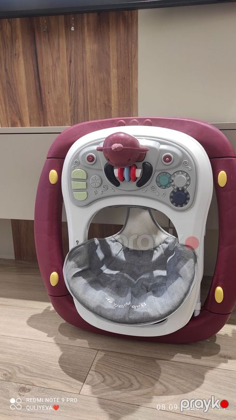 Uşaq gəzdirəni – Babywalker - Rəng: bordo/boz-ağ. - Tənzimlənən