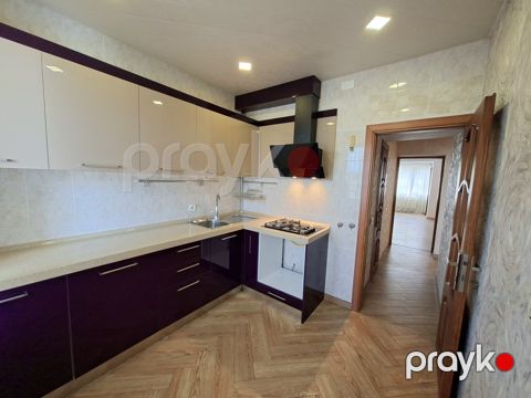 Satılır 2 otaqlı köhnə tikili 65 m² — Bakı