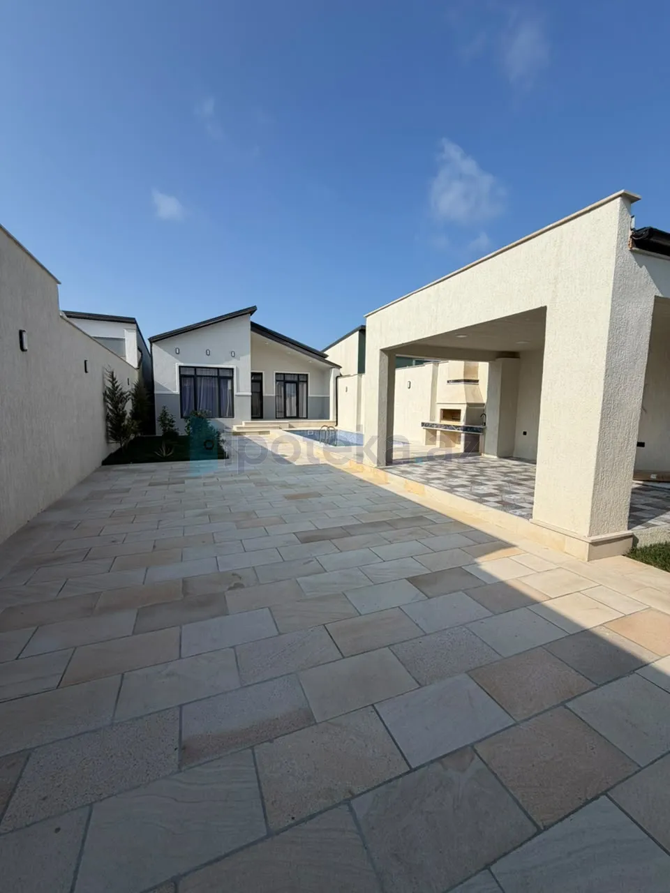 Satılır: 4 Otaq, Bağlar, Xəzər r., Şüvəlan q., 150.00 m²