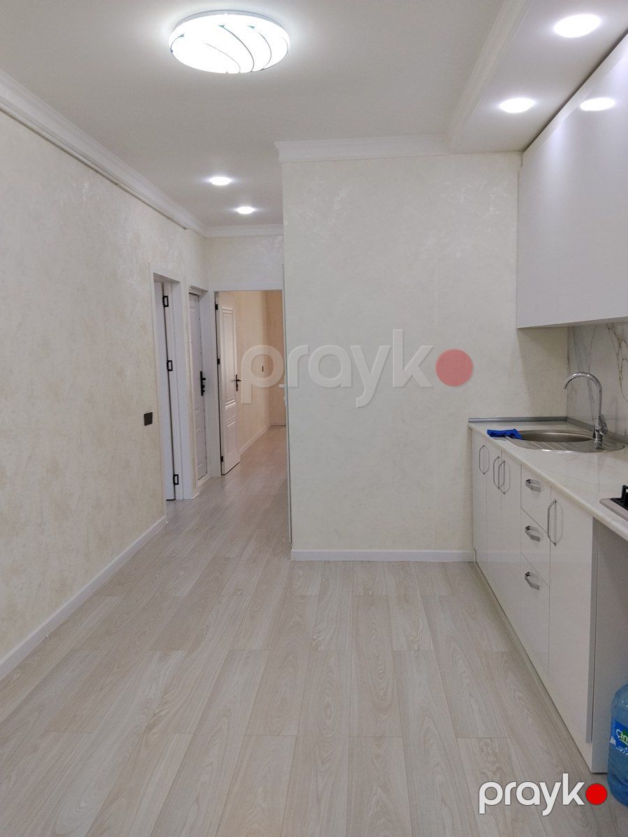 Satılır 2 otaqlı köhnə tikili 62 m² — Mənzil, Bakı (9)