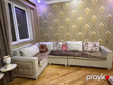 Künc divan – yumşaq parça üzlü, açıq bej rəngdə L formalı model — Bakı