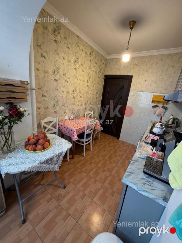 Satılır 3 otaqlı Bina evi menzil (Köhnə tikili), 85 m², Yasamal rayonu — Mənzil, Bakı (9)