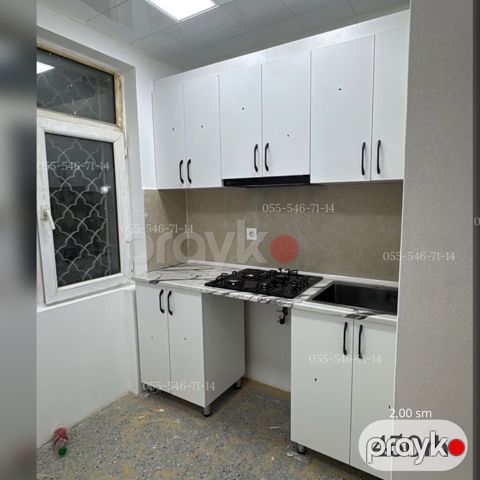 Mətbəx mebel dəsti – 2,00 m - Rəng: ağ, minimalistik dizayn - Üst — Bakı