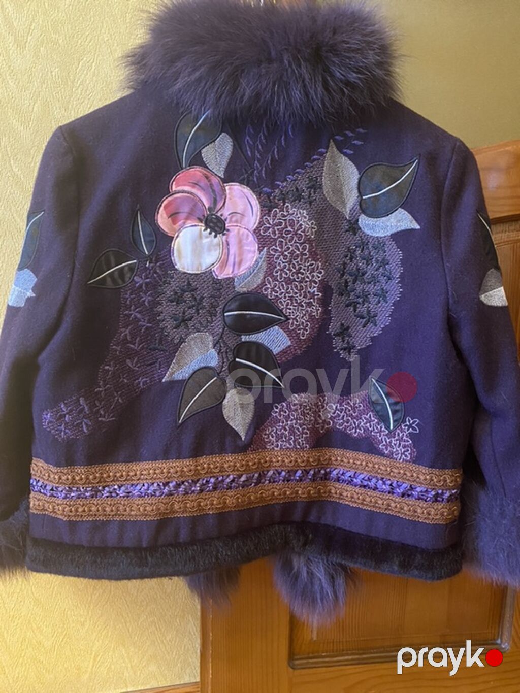Gucci bəzəkli qadın jaketi - Rəng: tünd bənövşəyi - Material: qalın — Coqlar və zaqetlər, Bakı (2)