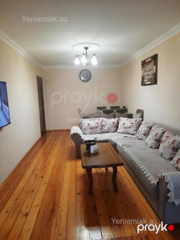 Satılır 3 otaqlı Bina evi menzil (Köhnə tikili), 68 m², 8-ci mikrorayon — Mənzil, Sumqayıt (5)