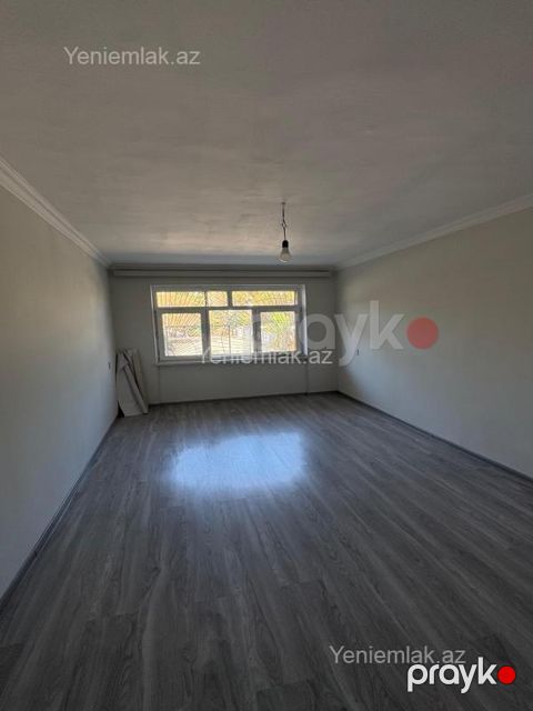 Satılır 1 otaqlı Bina evi menzil (Köhnə tikili), 31 m², 4-cü mikrorayon — Sumqayıt