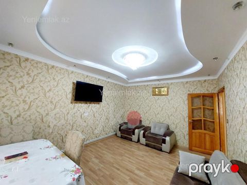 Satılır 3 otaqlı Bina evi menzil (Köhnə tikili), 70 m², 13-cü mikrorayon — Sumqayıt