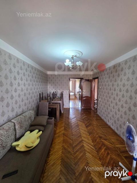 Satılır 2 otaqlı Bina evi menzil (Köhnə tikili), 50 m², 3-cü mikrorayon