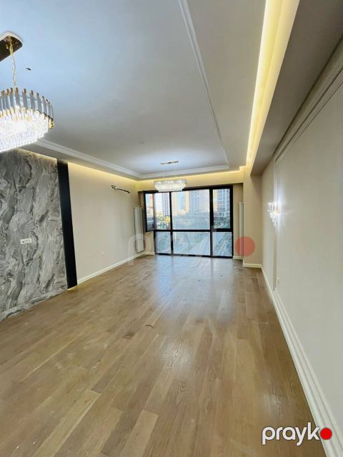 Satılır 4 otaqlı yeni tikili 128 m²