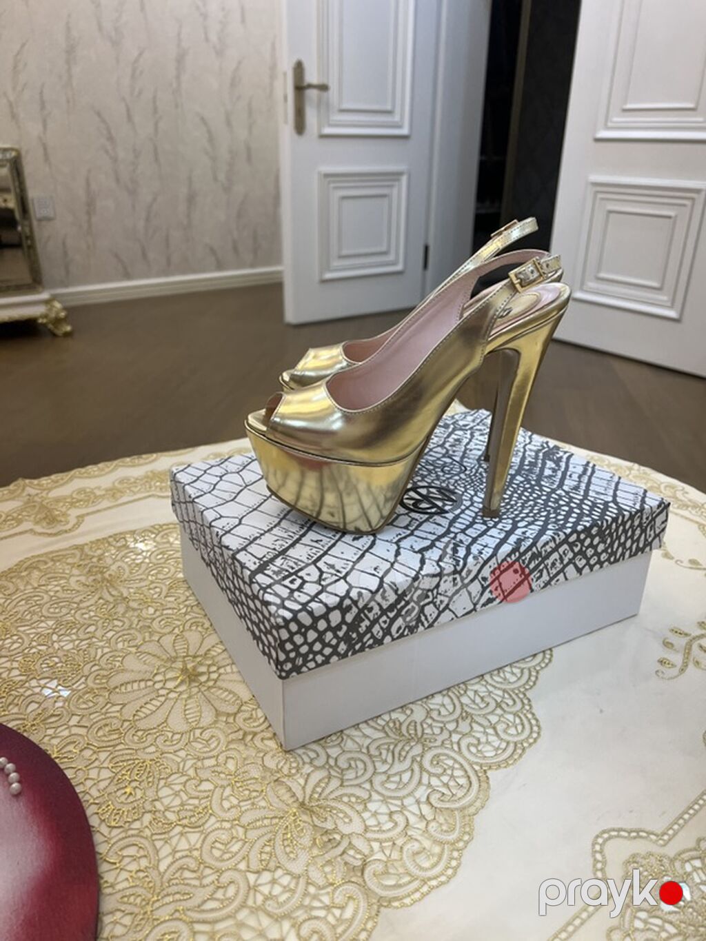 Çox baha alınıb. Qızılı rəngli platformalı qadın ayaqqabısı - Model — Tufl, Bakı (2)