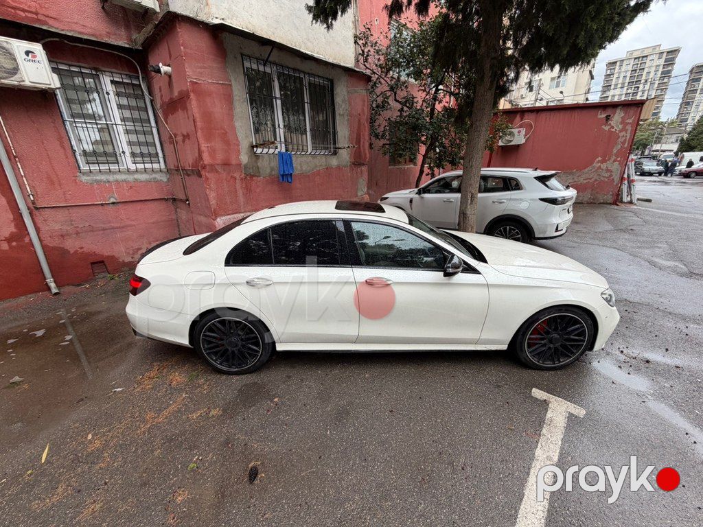Mercedes E 300, 2.0 L, 2017 il, 185 000 km — Avtomobillər, Bakı (4)