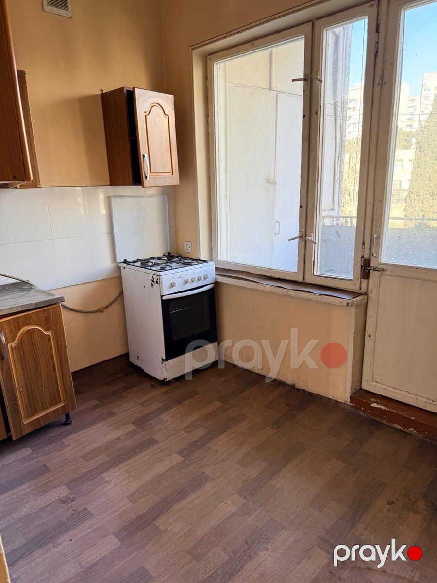 Satılır 4 otaqlı köhnə tikili 105 m² — Mənzil, Bakı (5)
