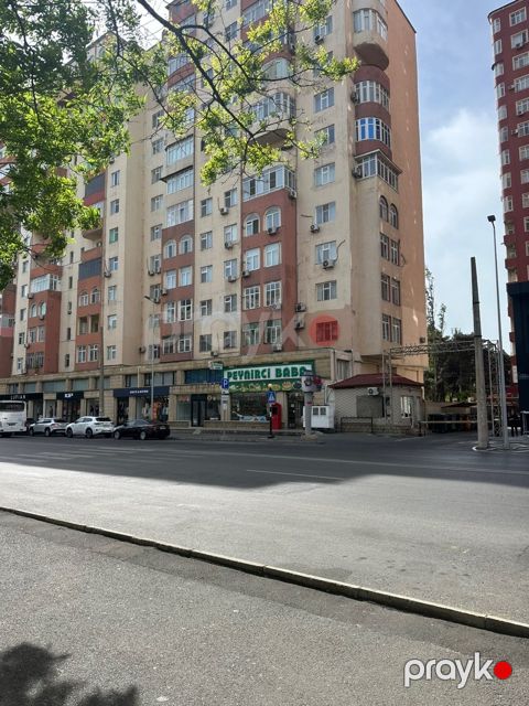 3-otaqlı yeni tikili, 8 mkr., 124 m² — Bakı