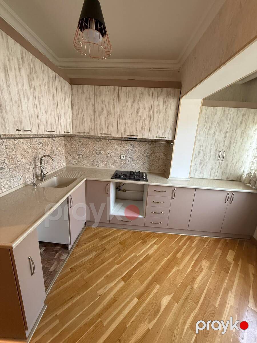 Satılır 2 otaqlı köhnə tikili 70 m² — Mənzil, Bakı (12)