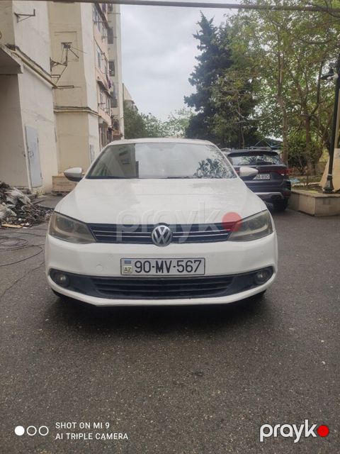 Volkswagen Jetta, 2.0 L, 2013 il, 330 000 km — Bakı