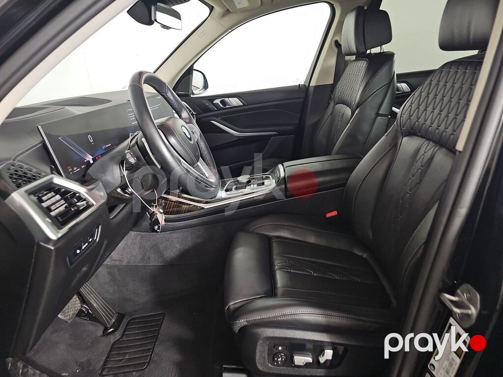 BMW X7, 3.0 L, 2025 il, 42 298 km — Avtomobillər (7)