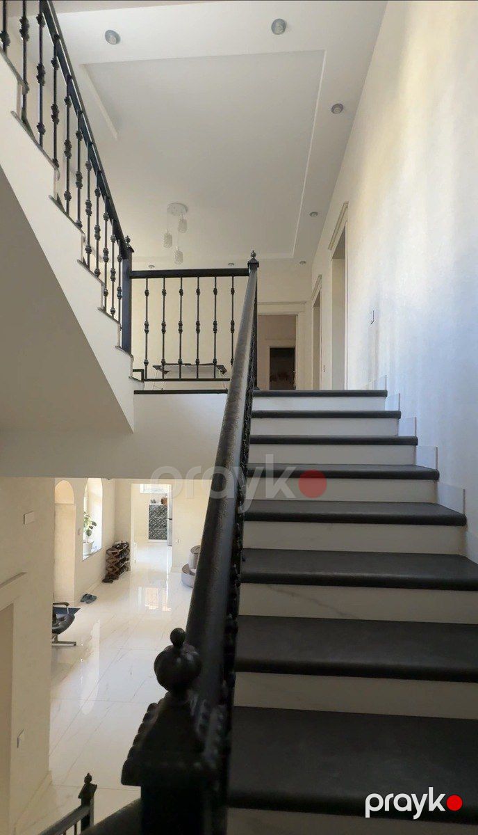 Satılır 6 otaqlı həyət evi/bağ evi 550 m² — Ev, villa, Bakı (9)