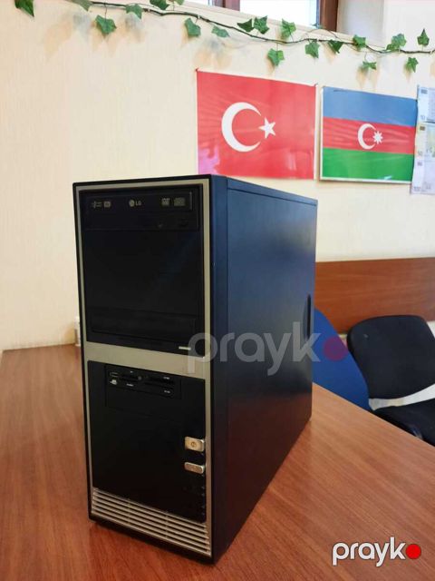 Masaüstü kompüter — Bakı