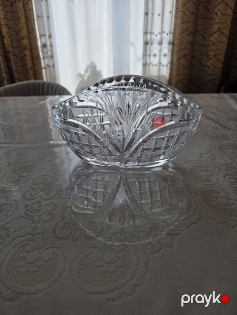 Kəsimli büllur meyvə/salat qabı - Material: şəffaf kəsimli büllur — Xırdalan