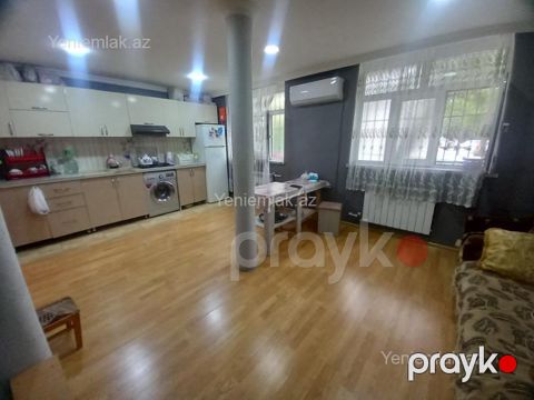 Satılır 4 otaqlı Bina evi menzil (Köhnə tikili), 110 m², Birləşmiş məhəllə — Sumqayıt