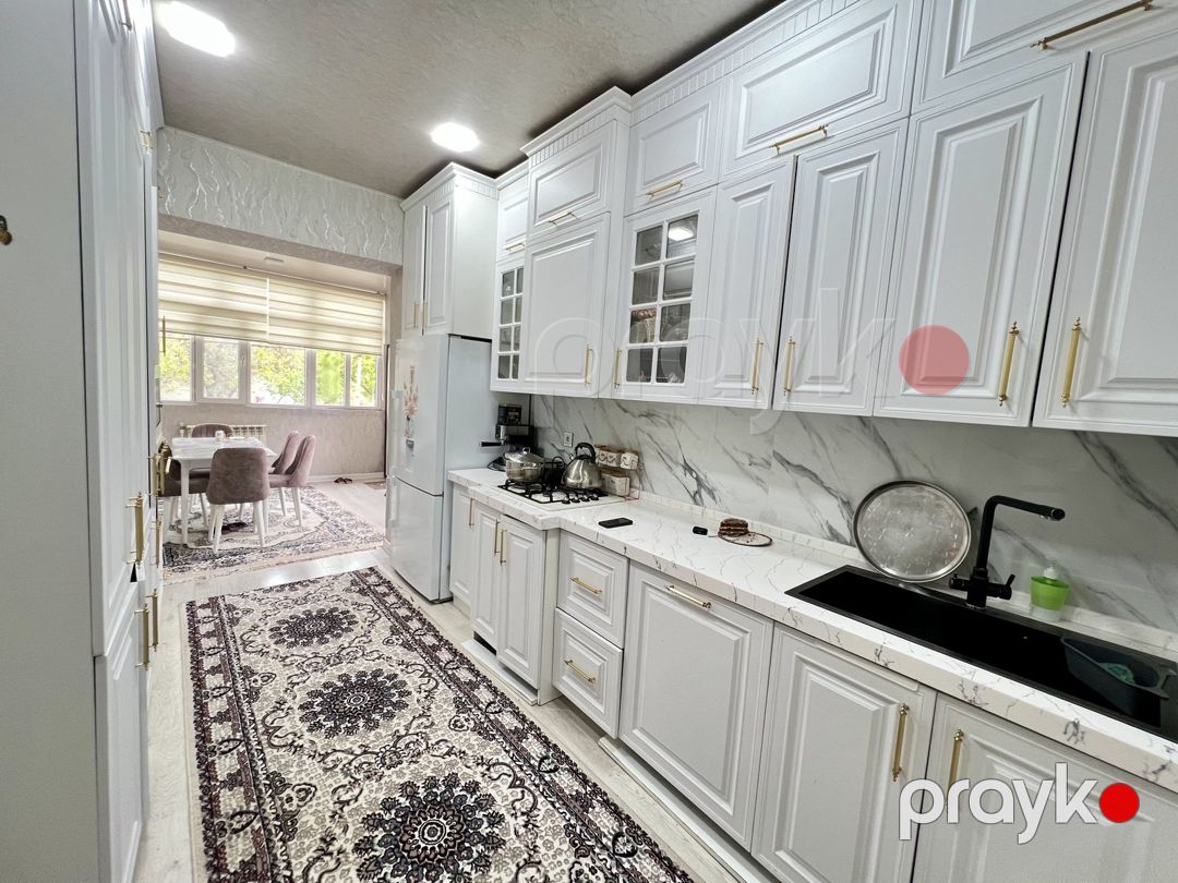 Satılır 4 otaqlı həyət evi/bağ evi 200 m² — Ev, villa, Bakı (10)