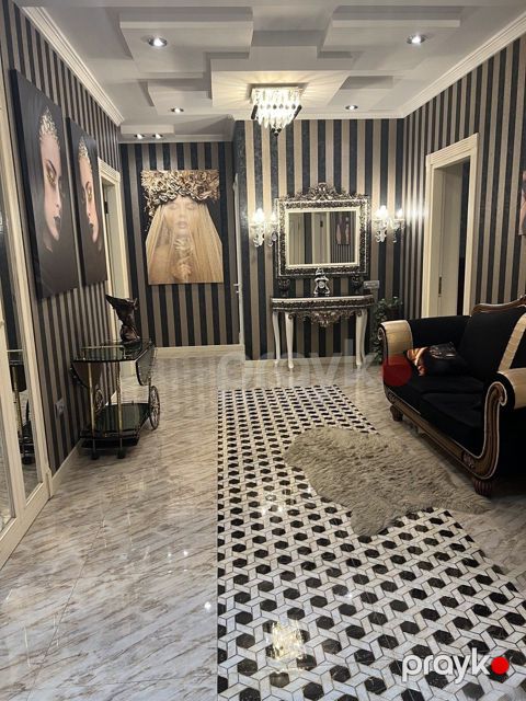 Satılır 4 otaqlı yeni tikili 170 m² — Bakı