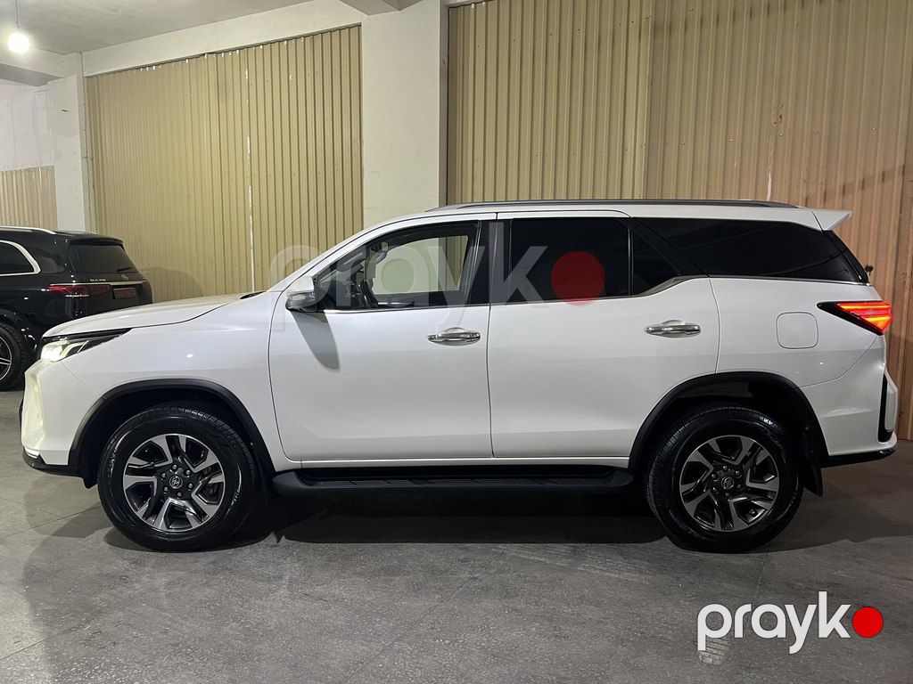 Toyota Fortuner, 2.8 L, 2022 il, 145 000 km — Avtomobillər, Bakı (6)