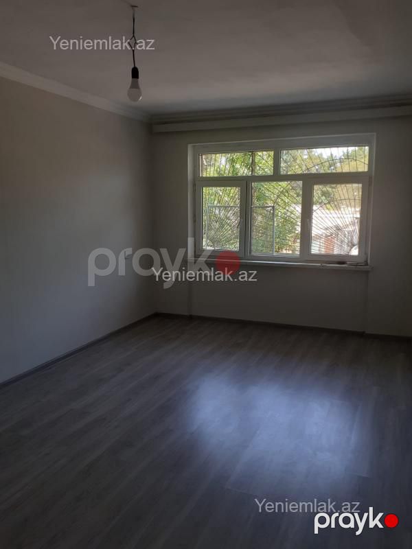 Satılır 1 otaqlı Bina evi menzil (Köhnə tikili), 33 m², 4-cü mikrorayon — Mənzil, Sumqayıt (4)