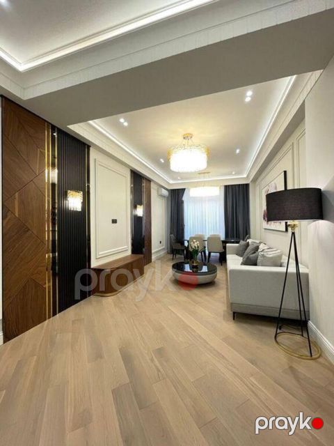 Satılır 3 otaqlı yeni tikili 120 m² — Bakı