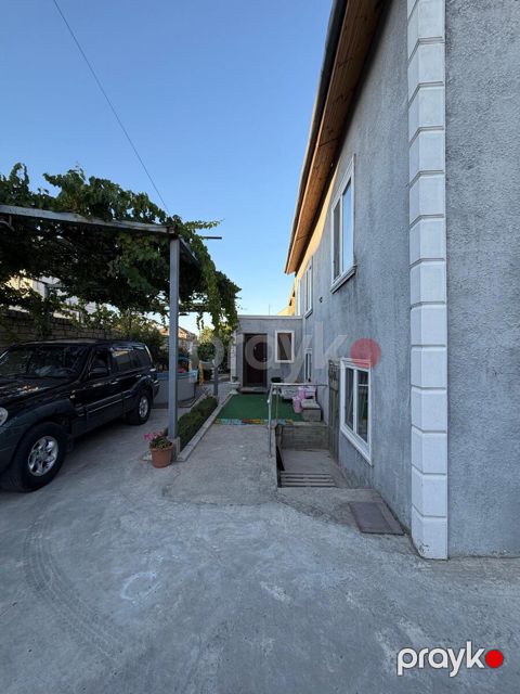 Satılır 5 otaqlı həyət evi/bağ evi 160 m² — Bakı