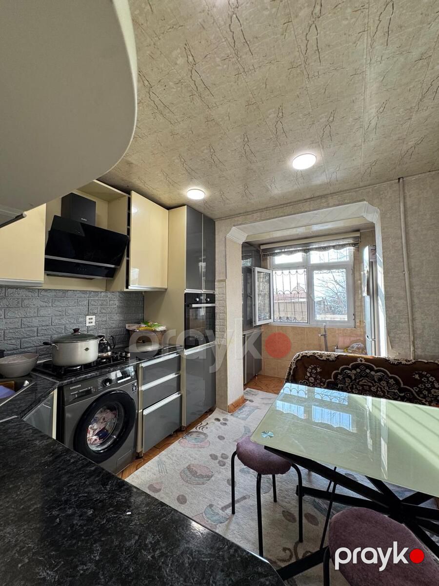 Satılır 4 otaqlı köhnə tikili 100 m² — Mənzil, Bakı (3)