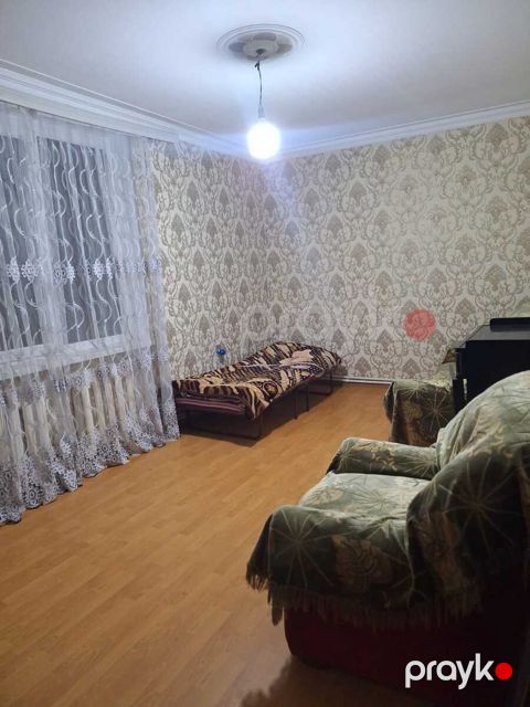 İcarəyə verilir 2 otaqlı köhnə tikili 60 m² — Bakı