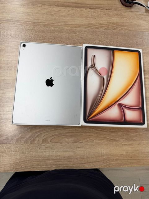 Apple iPad Air 13 inch M3 128GB Starlight — Bakı