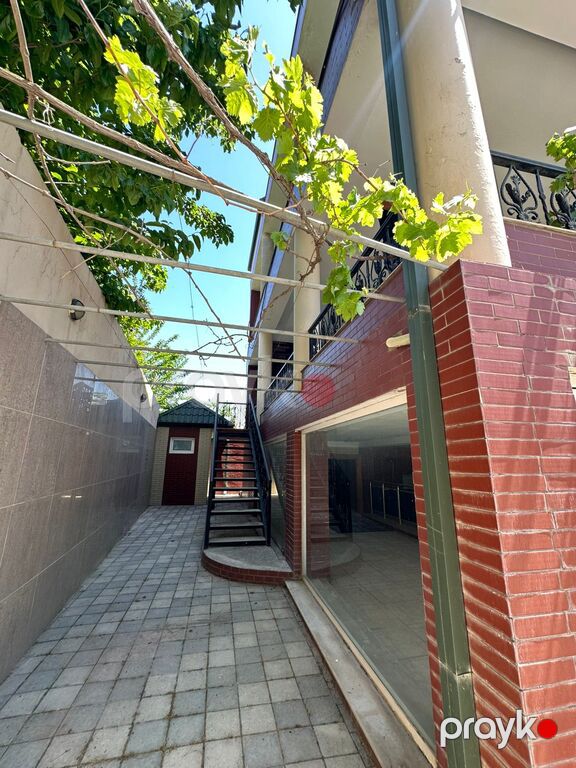 İcarəyə verilir 9 otaqlı həyət evi/bağ evi 950 m² — Ev, villa, Bakı (12)