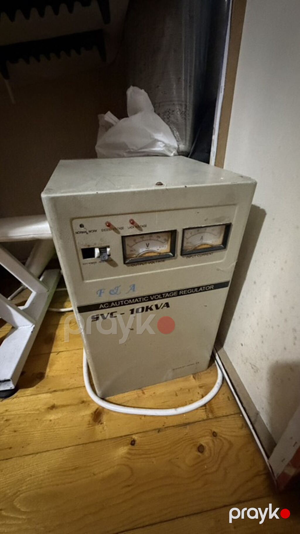 FLA SVC-10KVA AC Automatic Voltage Regulator - Güc: 10 kVA — Gərginlik stabilizatoru, Masazır (2)