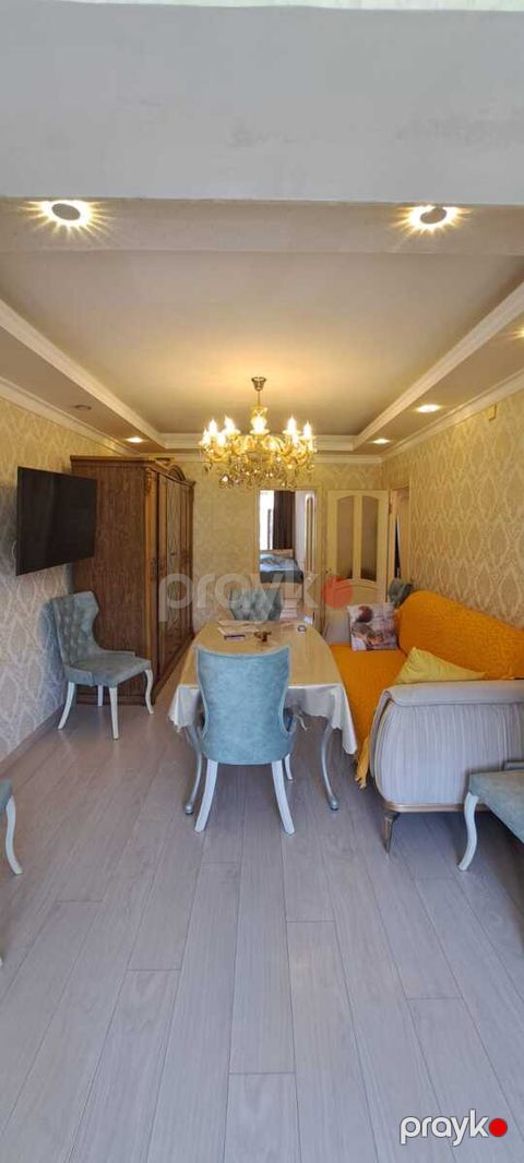 Satılır 2 otaqlı köhnə tikili 55 m² — Bakı