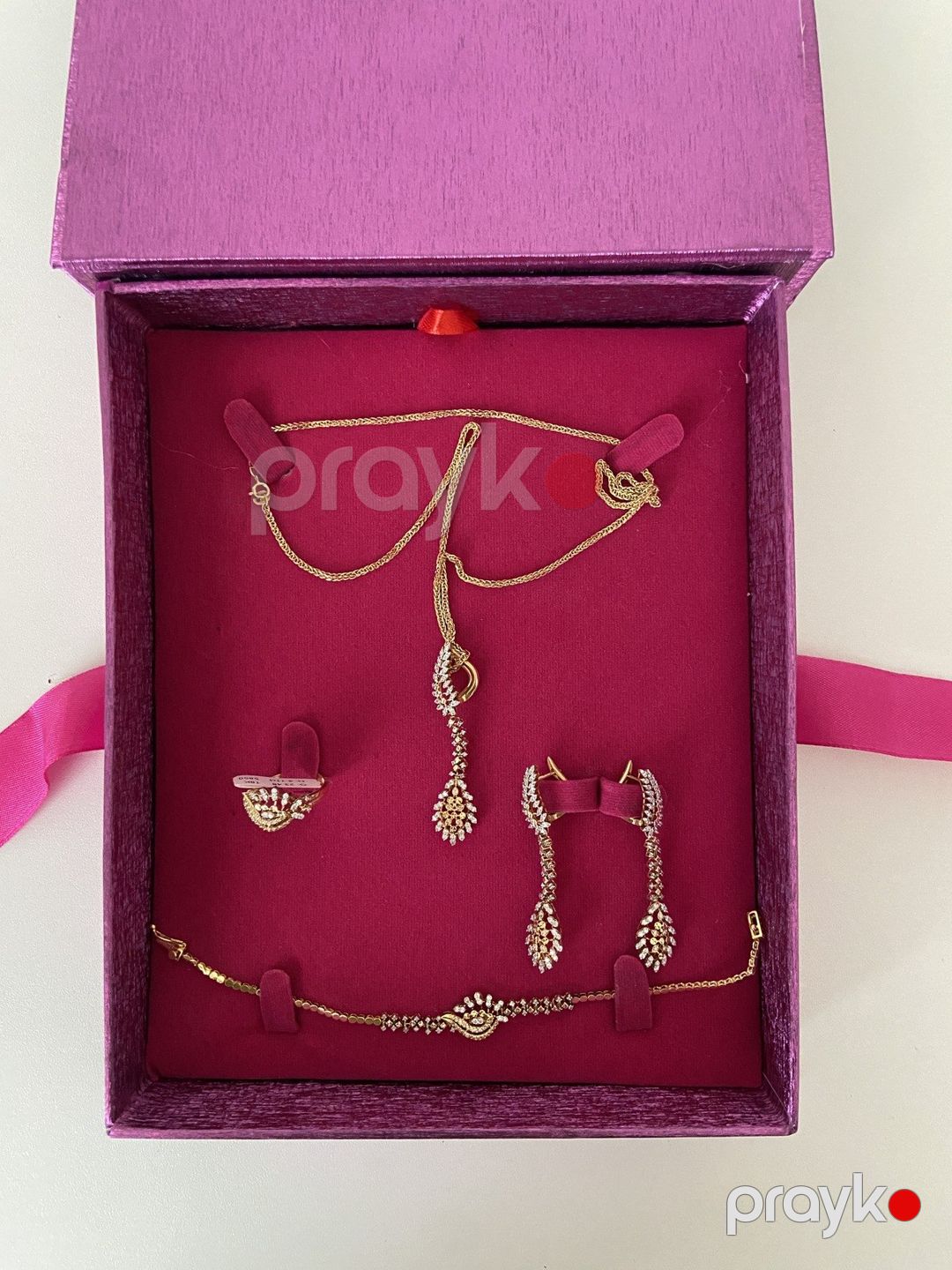 Qızıl dəsti — Şəxsi əşyalar, Bakı (2)