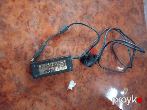 HP noutbuk adapteri/şarj cihazı - Brend: HP (orijinal adapter) — Digah