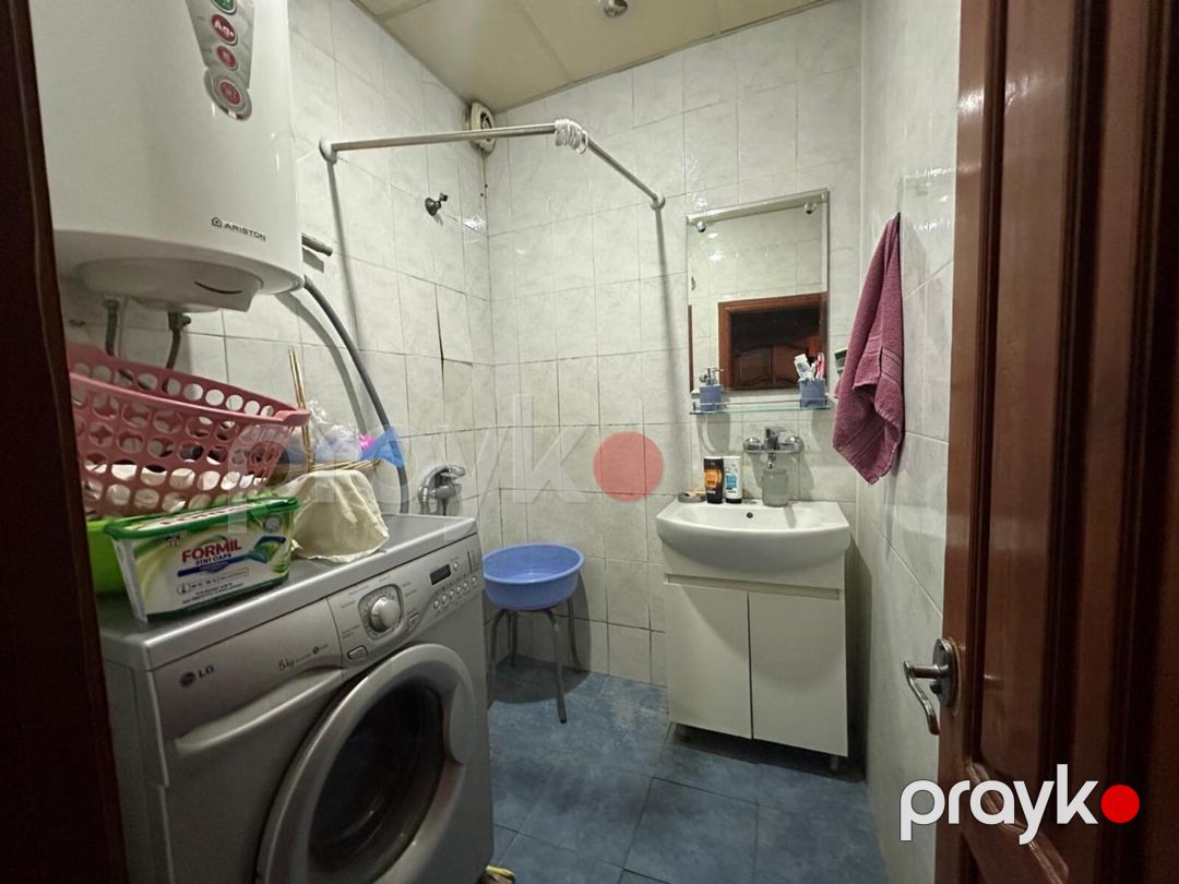 Satılır 2 otaqlı köhnə tikili 50 m² — Mənzil, Bakı (7)