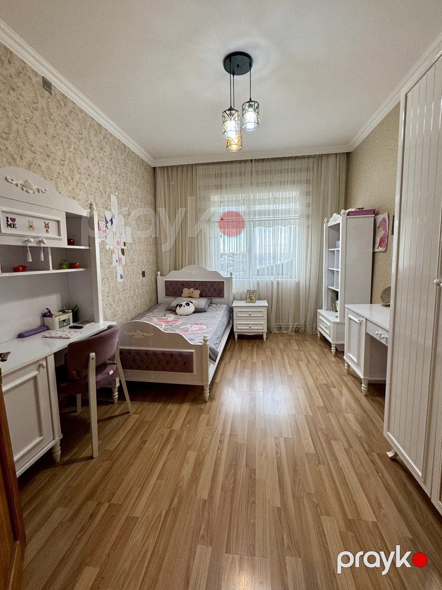 Satılır 4 otaqlı köhnə tikili 110 m² — Mənzil, Bakı (2)