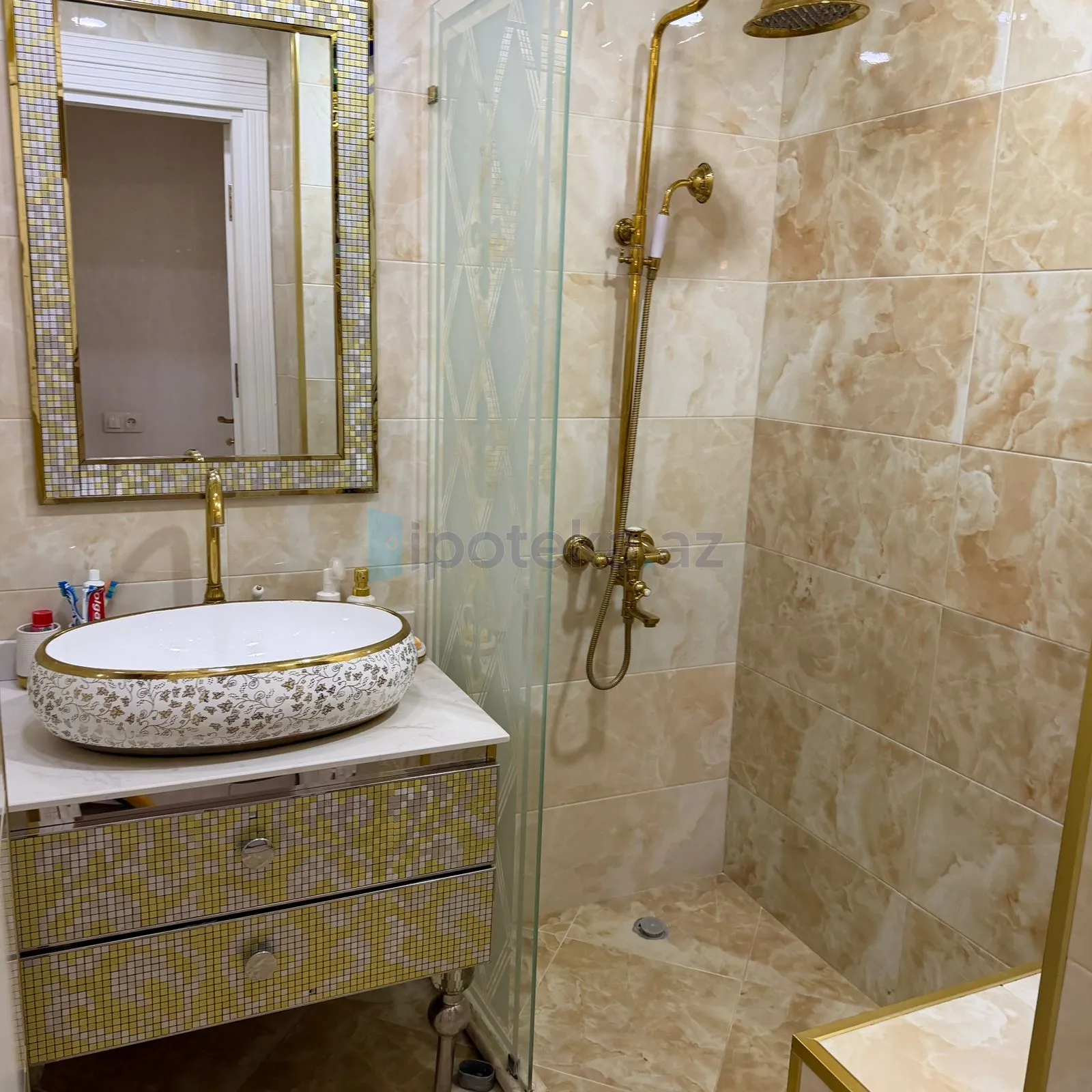 Satılır: 3 Otaq, Köhnə tikili, Nərimanov r., 95.00 m² — Mənzil, Bakı (7)