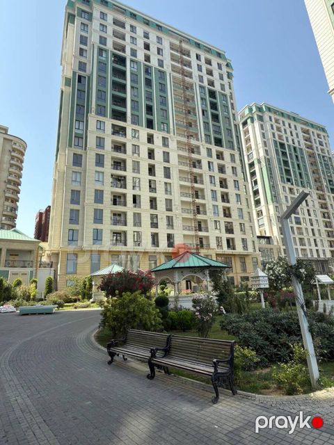 Satılır 3 otaqlı yeni tikili 134 m² — Bakı