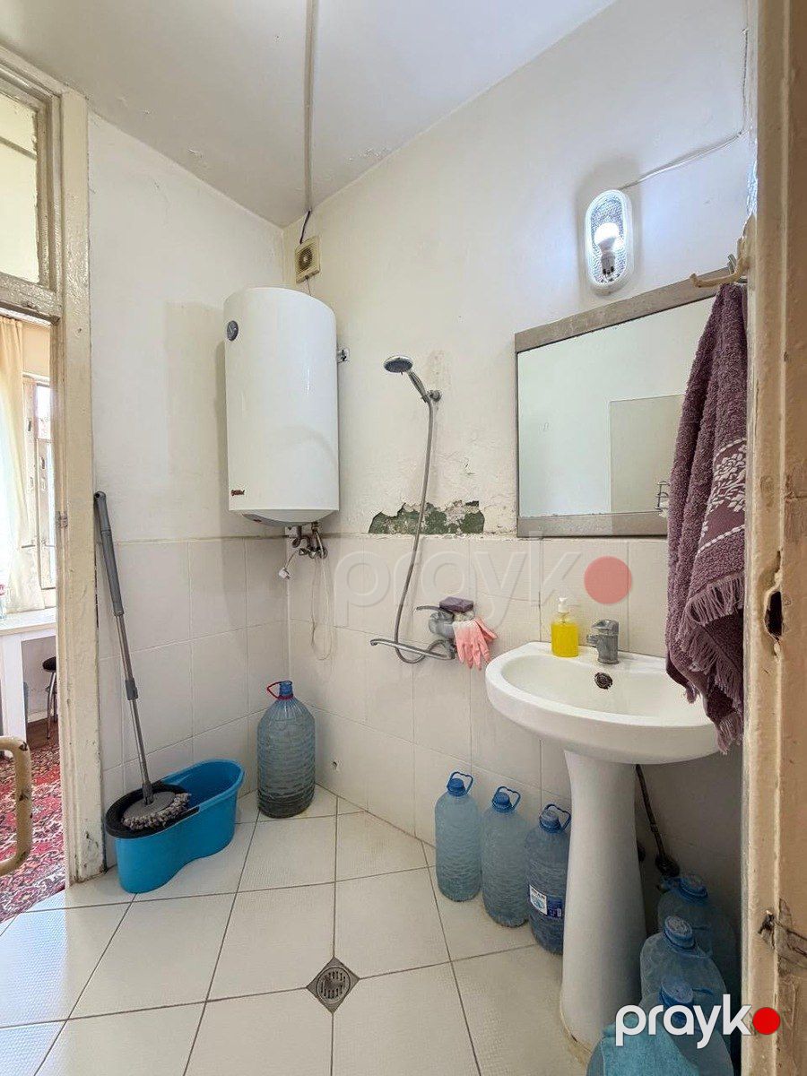 Satılır 1 otaqlı köhnə tikili 35 m² — Mənzil, Bakı (8)
