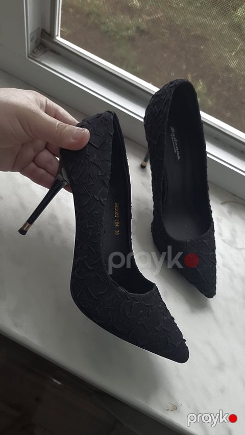 Tuflilər, Ölçü: 38, rəng - Qara, Yeni — Şirvan