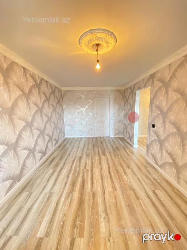 Satılır 2 otaqlı Bina evi menzil (Köhnə tikili), 50 m², 4-cü mikrorayon — Mənzil, Sumqayıt (2)
