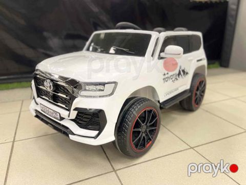 Uşaq avtomobili Toyota Land Cruiser — Bakı