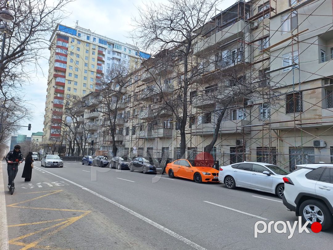 Satış: 3 otaqlı Köhnə tikili, 75 m², Yasamal rayonu — Mənzil, Bakı (12)
