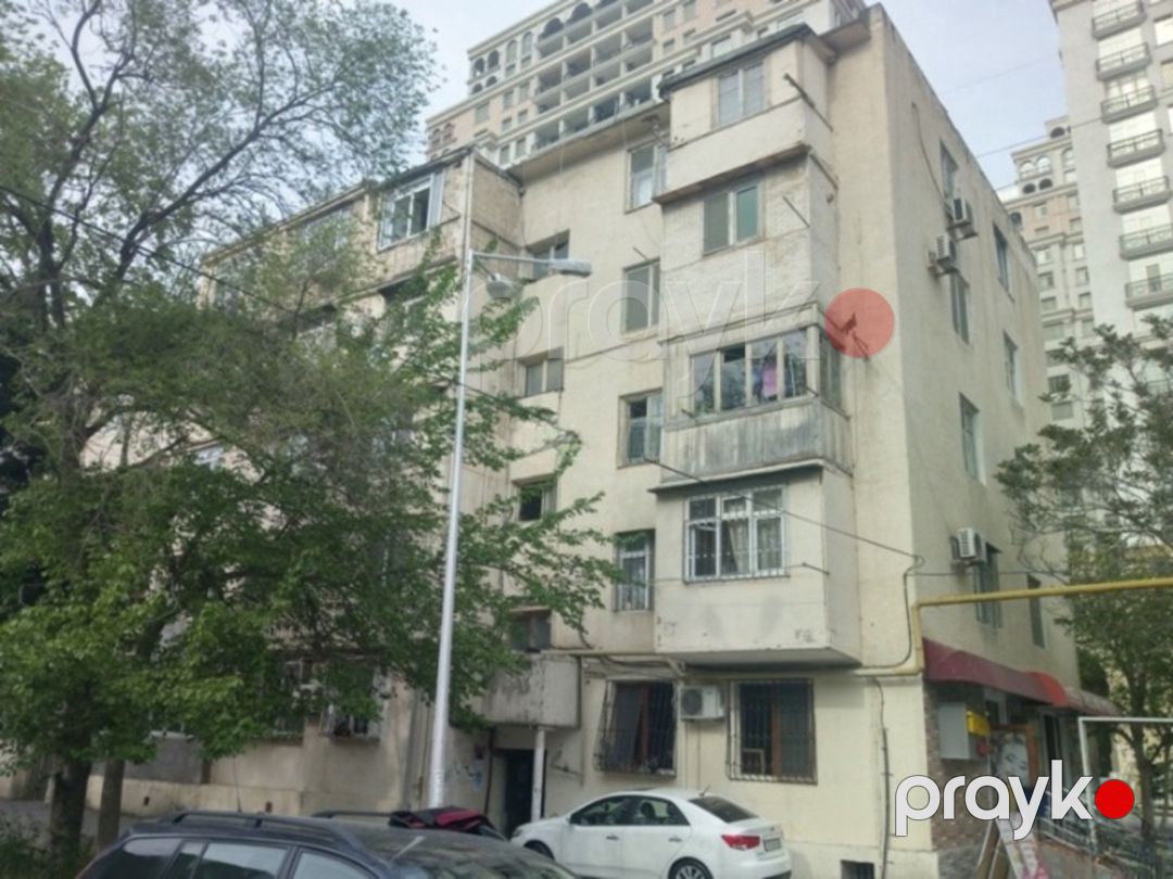 Satılır 2 otaqlı köhnə tikili 55 m² — Mənzil, Bakı (12)