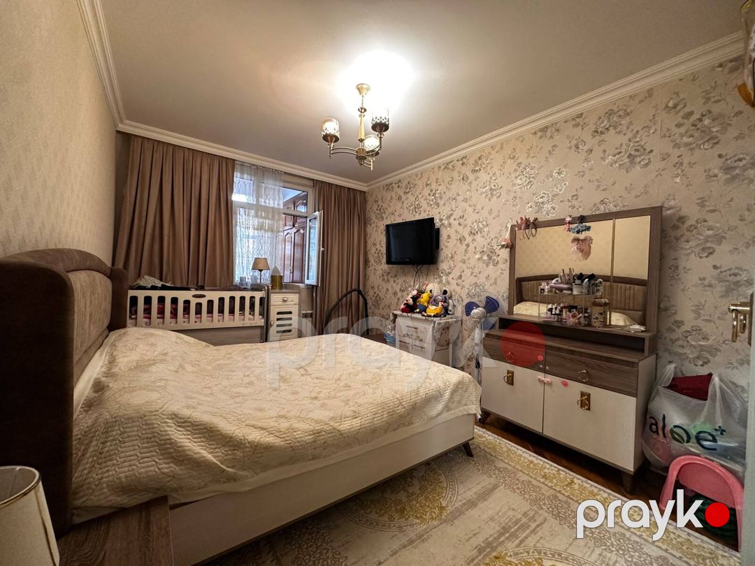 Satılır 4 otaqlı köhnə tikili 104 m² — Mənzil, Bakı (9)